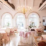 Kastanienhof Hotel