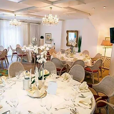 Kastanienhof 4*