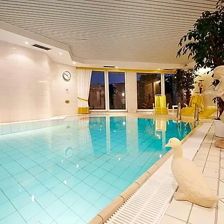 Kastanienhof Hotel 4*