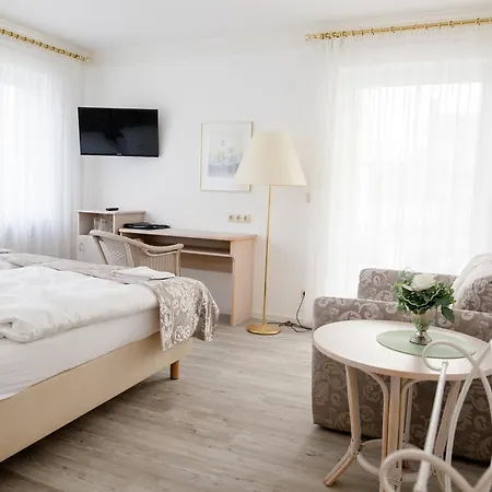 Kastanienhof 4*